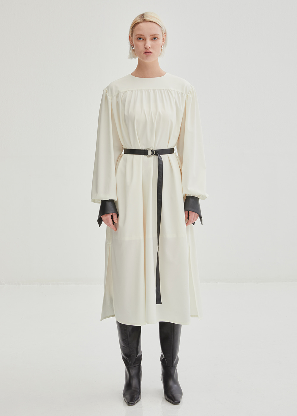 Cuffs Pointed Shirring Belted Dress - Ivory